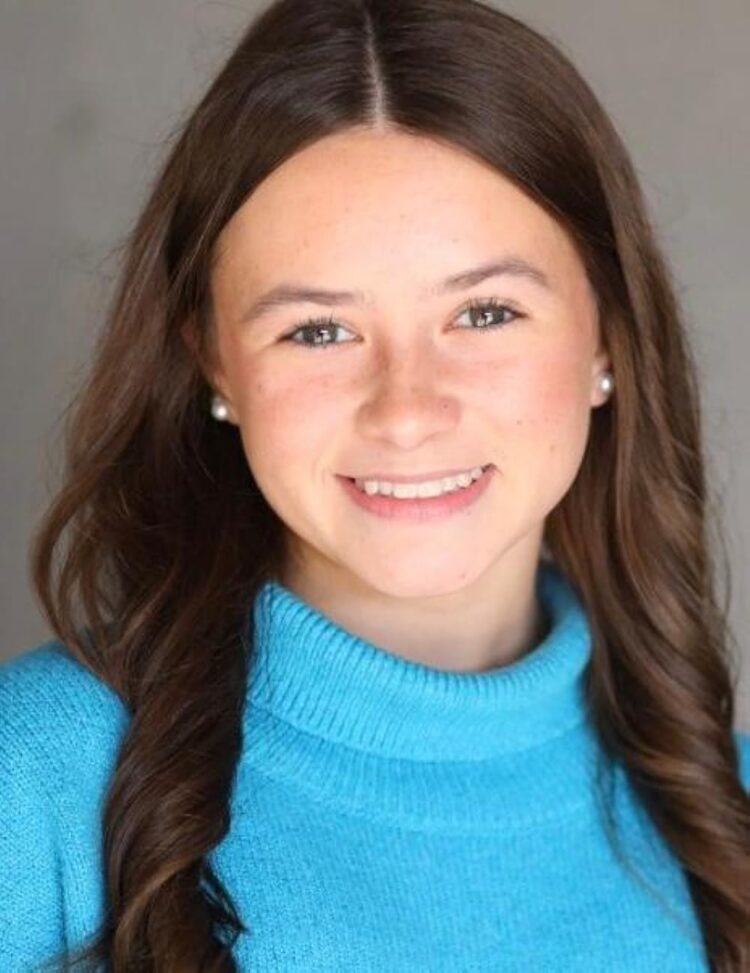 cailey huddelson feet 1