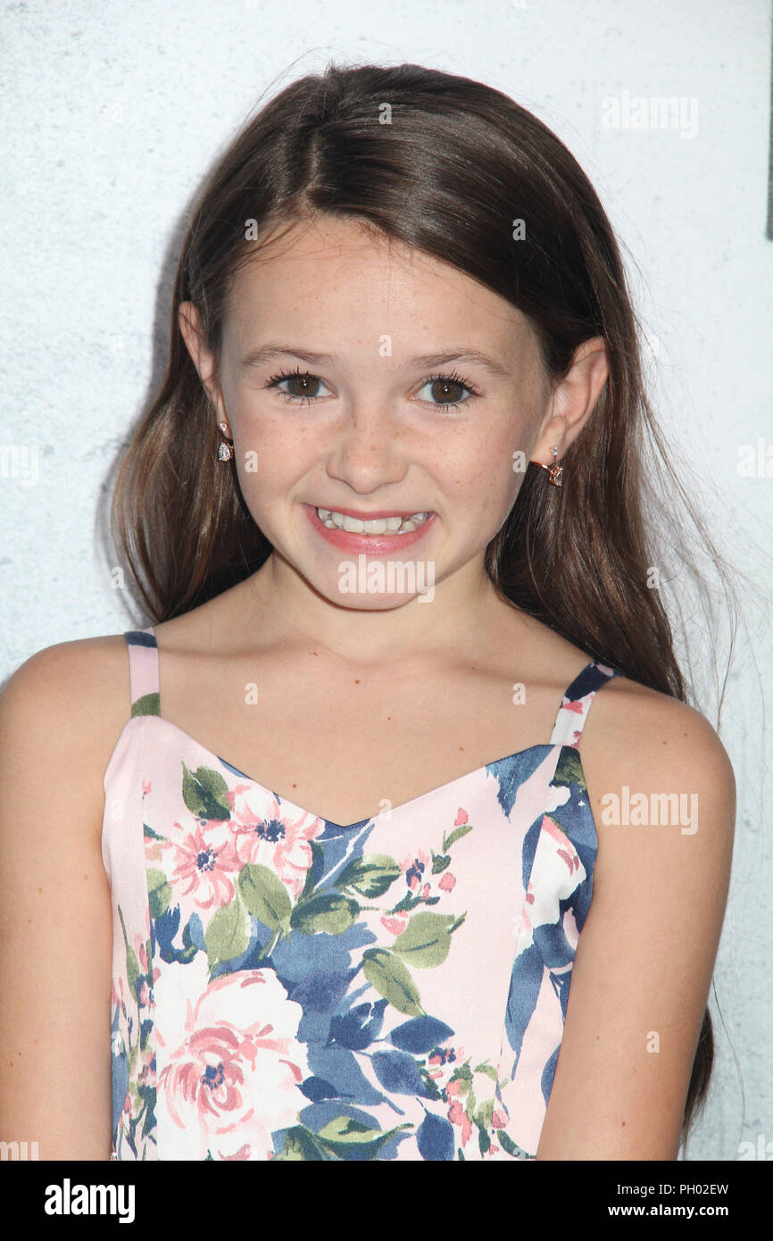 cailey huddelson feet 5