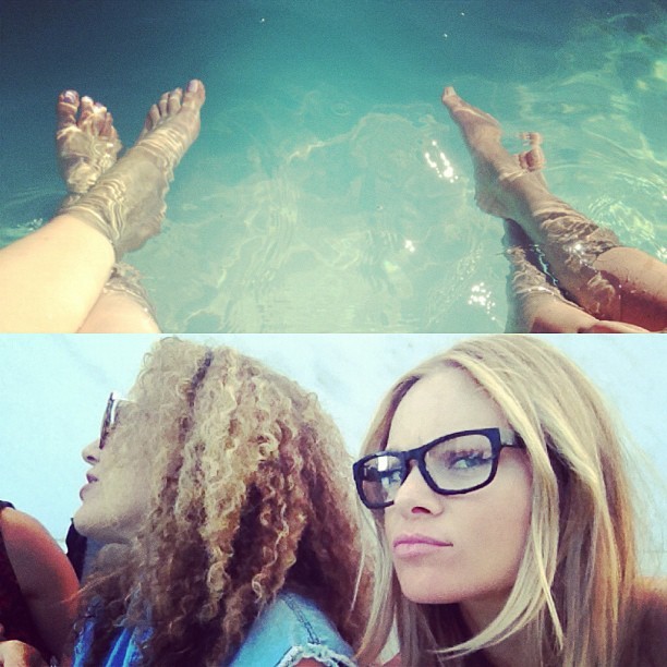 caitlin crosby feet 3