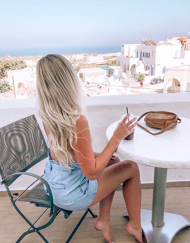 caitlin eliza feet 1