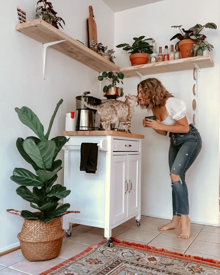 caitlin lawson feet 6