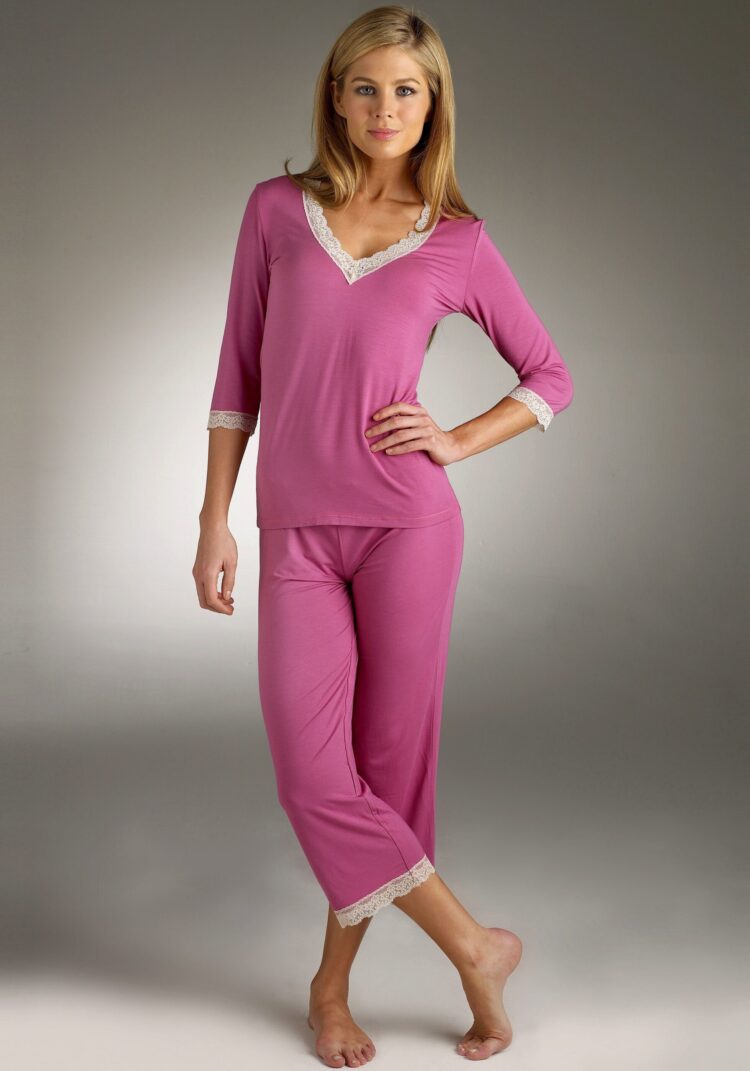 caitlin manley feet 2 scaled