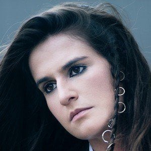 caitlin powell feet 3