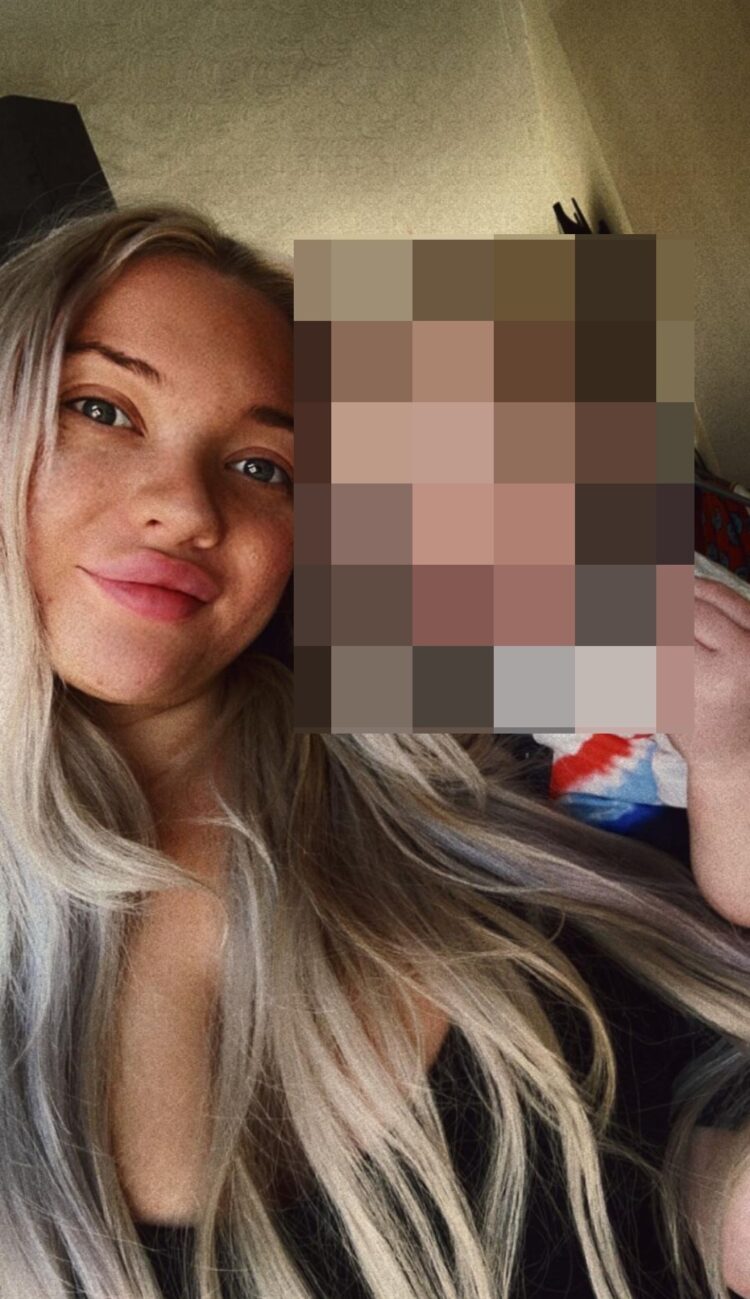 caitlin sullivan feet 4