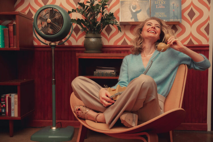 caitlin thompson feet 2