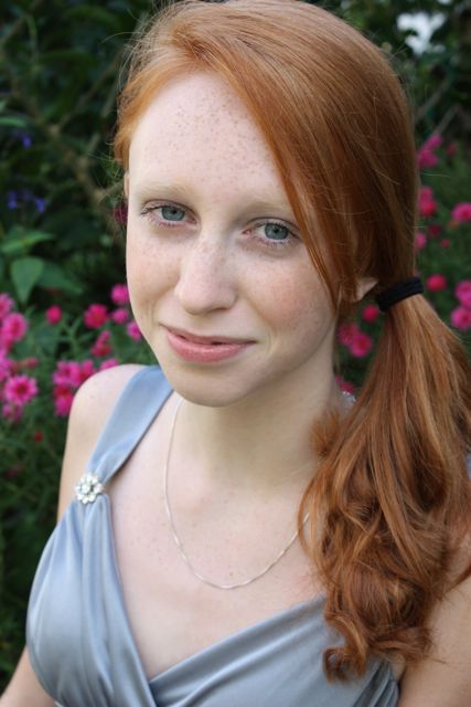 caitlin zickefoose feet 6