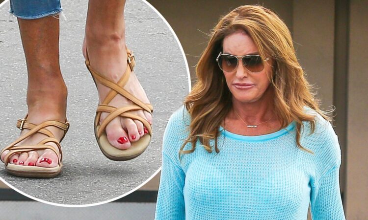 caitlyn jenner feet 6
