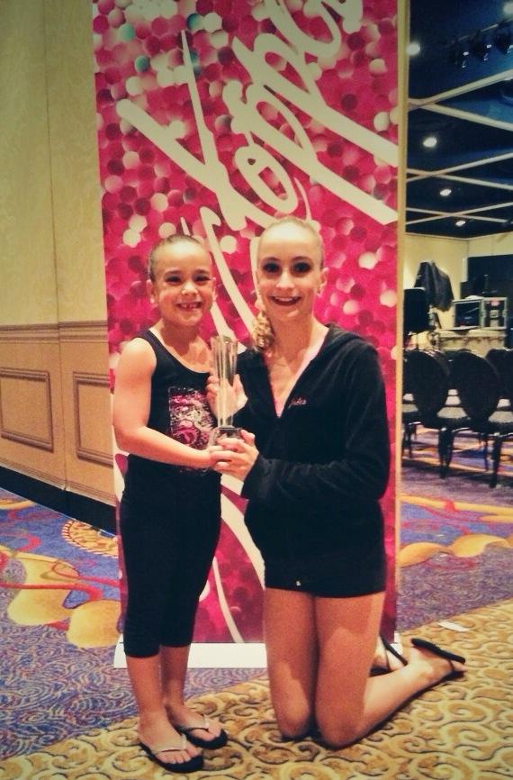 caitlyn leone feet 3