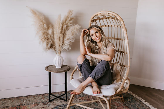 caitlyn neier feet 1