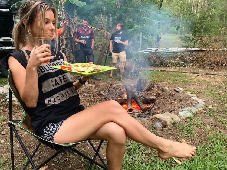 caitlyn shadbolt feet 3