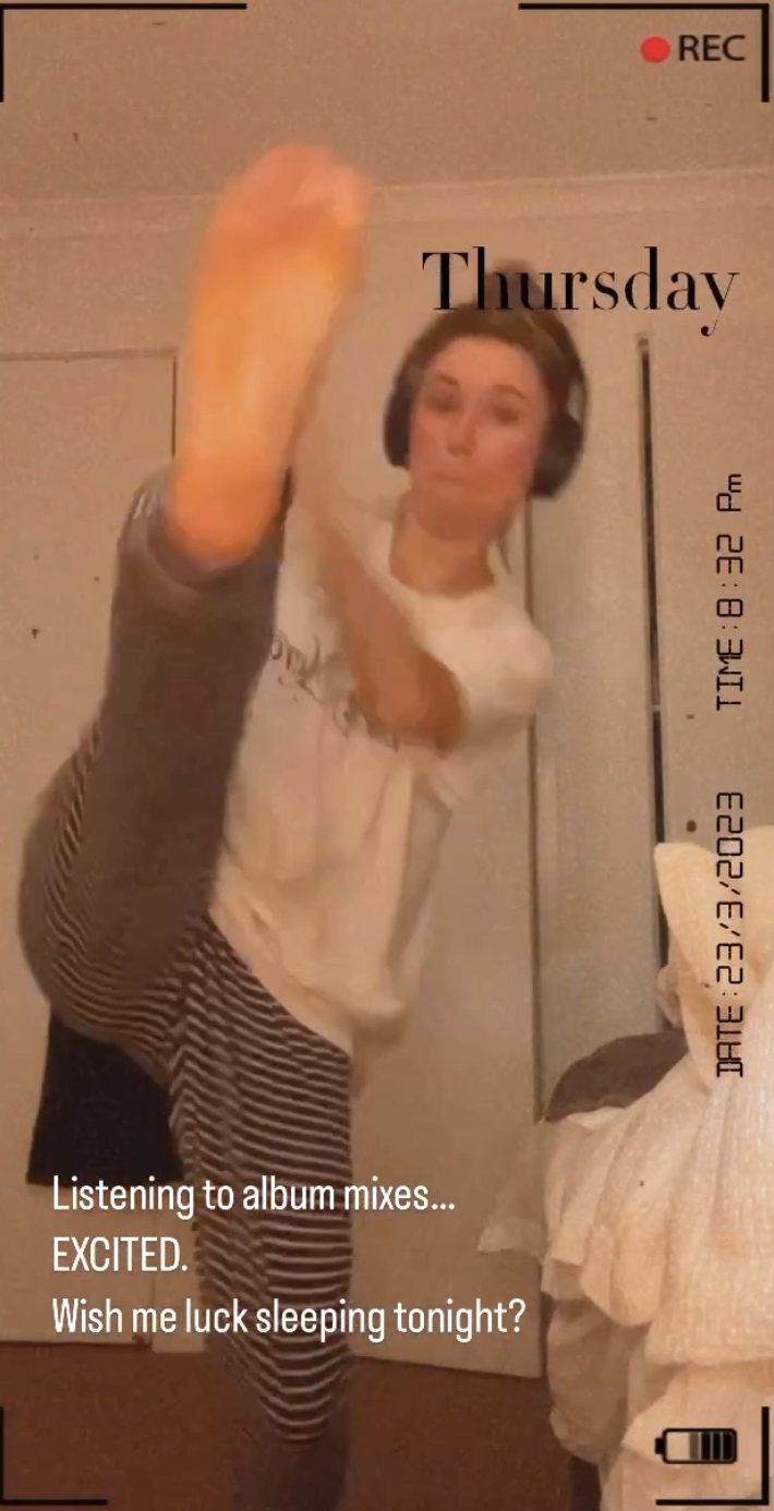 caitlyn shadbolt feet 4