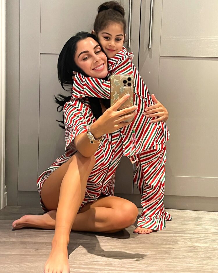 cally jane beech feet 1