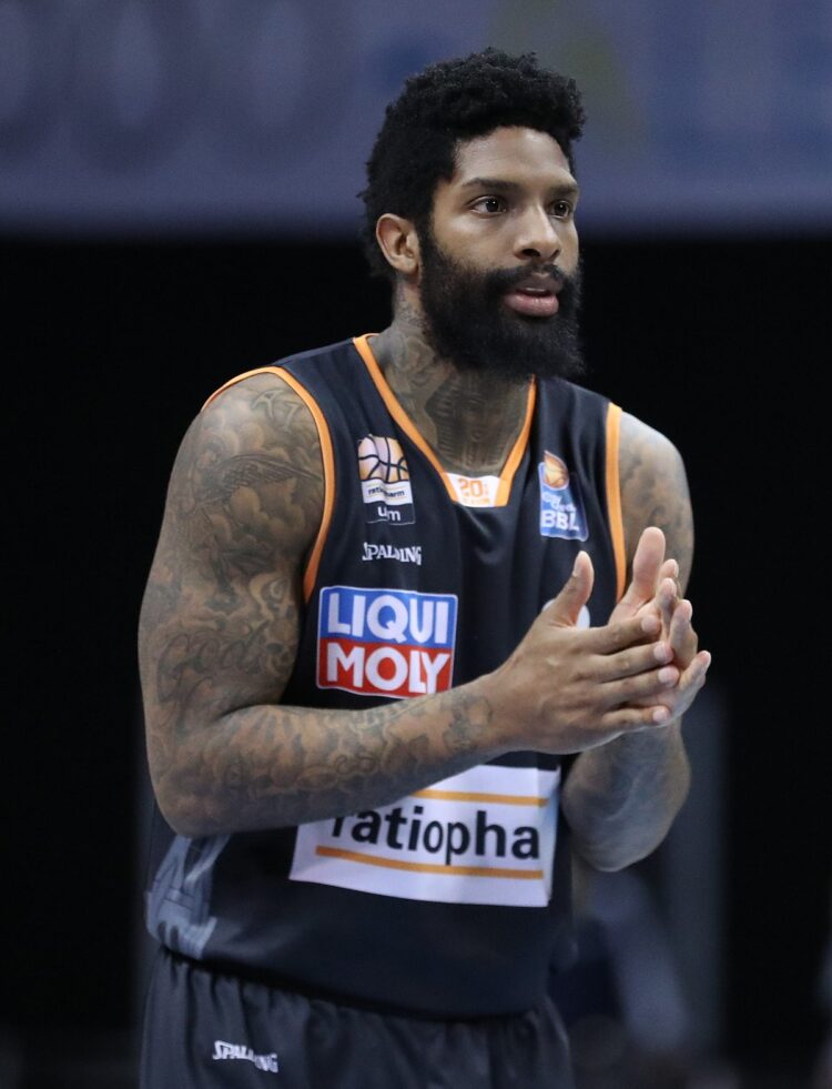 cameron clark feet 6