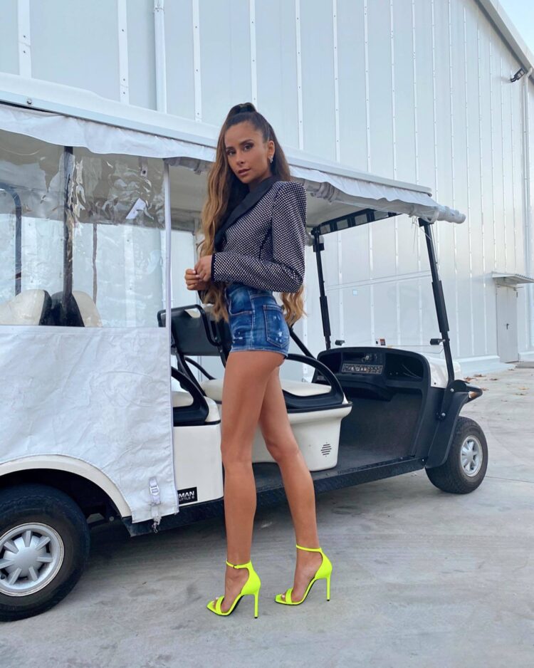 camila gallardo feet 6