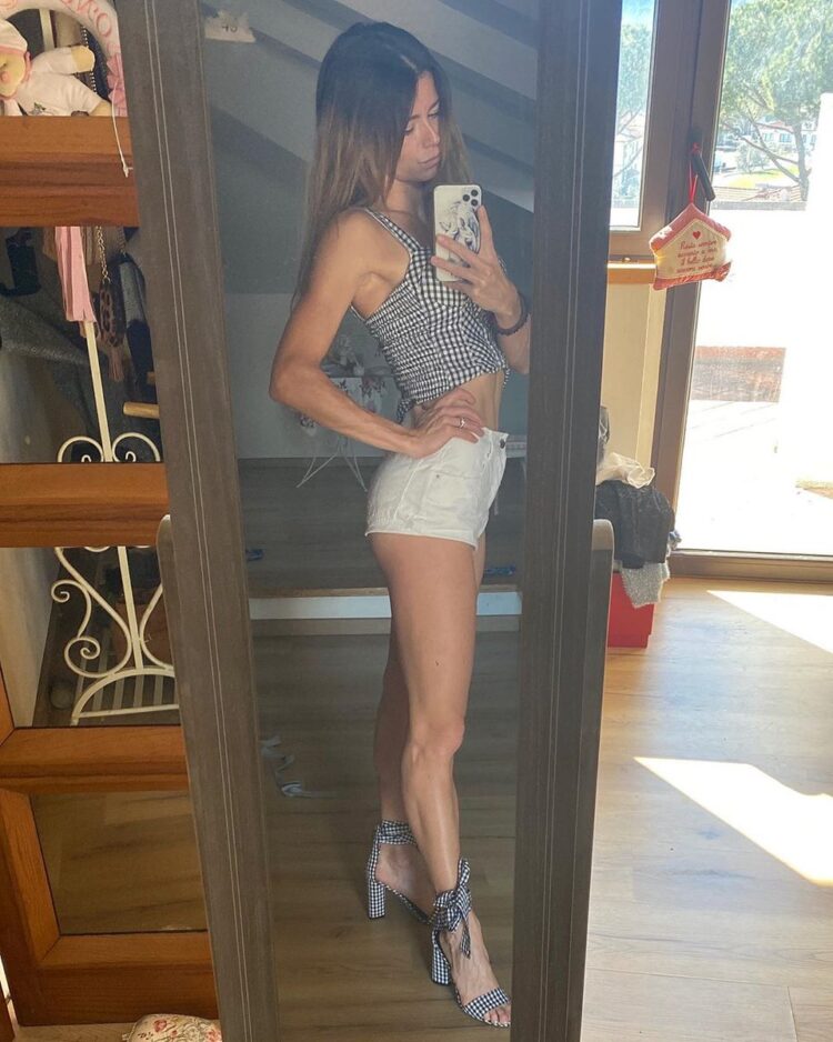 camila giorgi feet 5