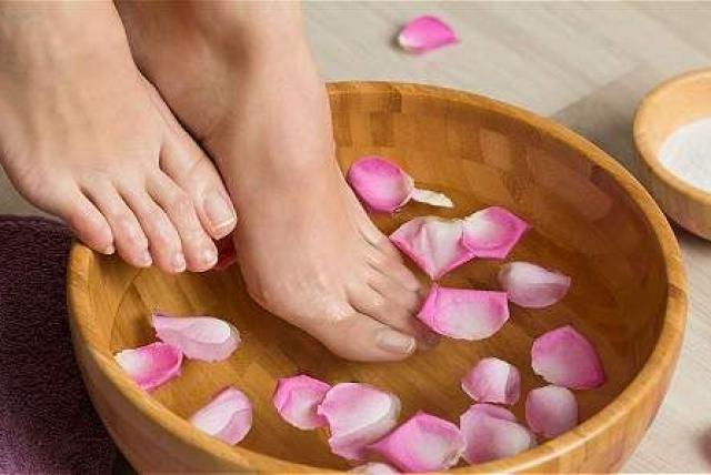 camila gutierrez arbelaez feet 5