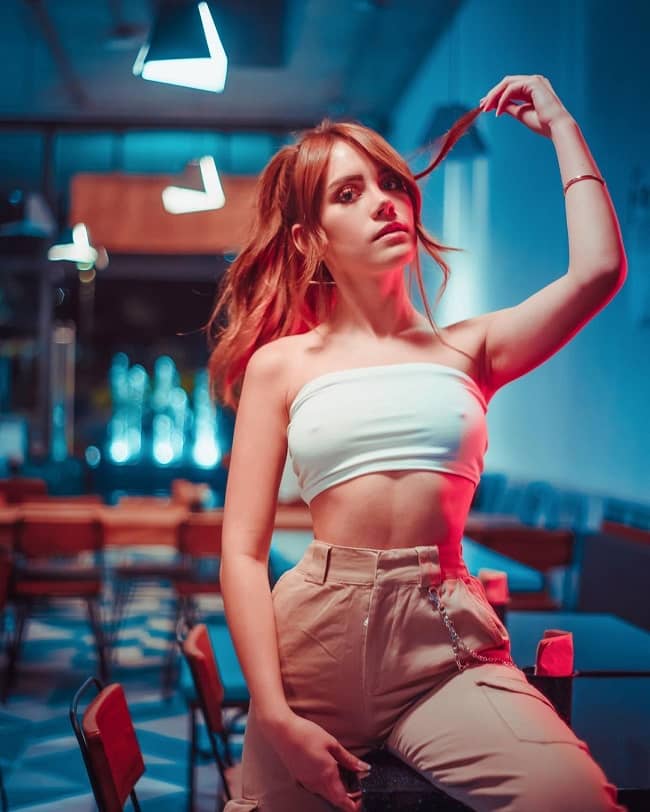 camila kisara feet 3