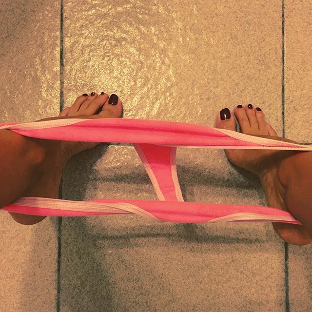 camila salazar feet 3