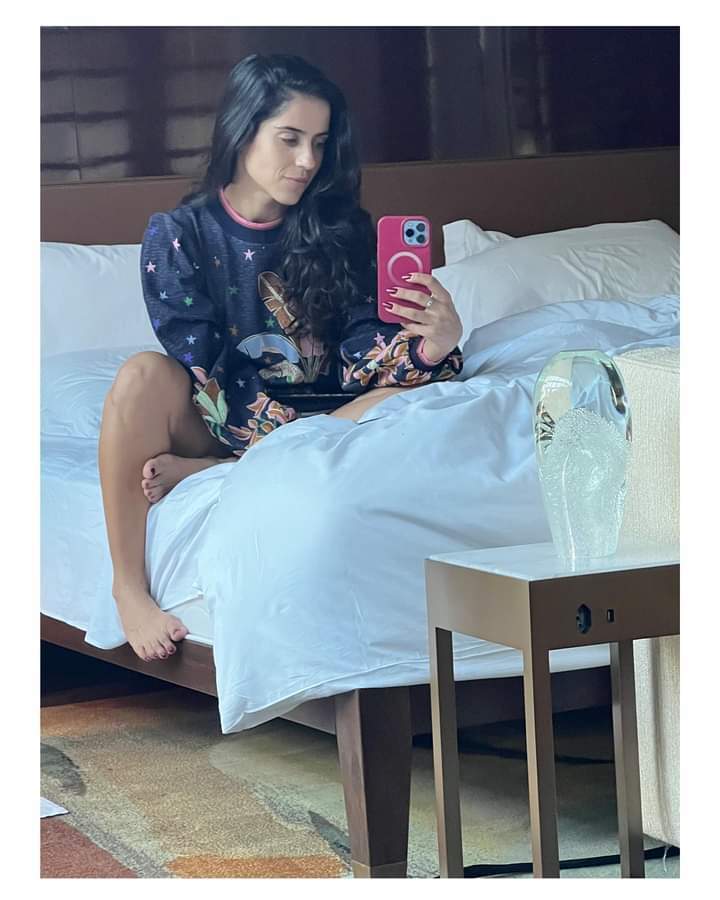 camilla camargo feet 3