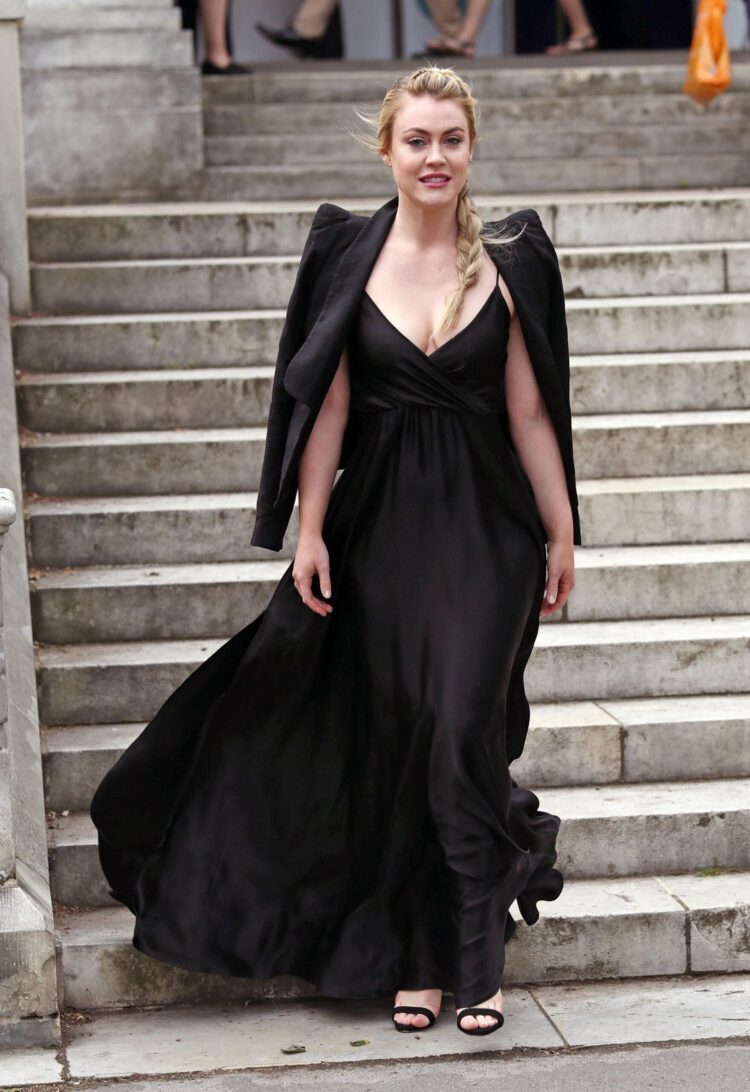 camilla kerslake feet 4 scaled