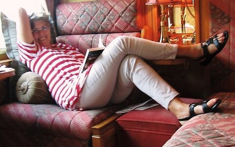 camilla leith feet 3