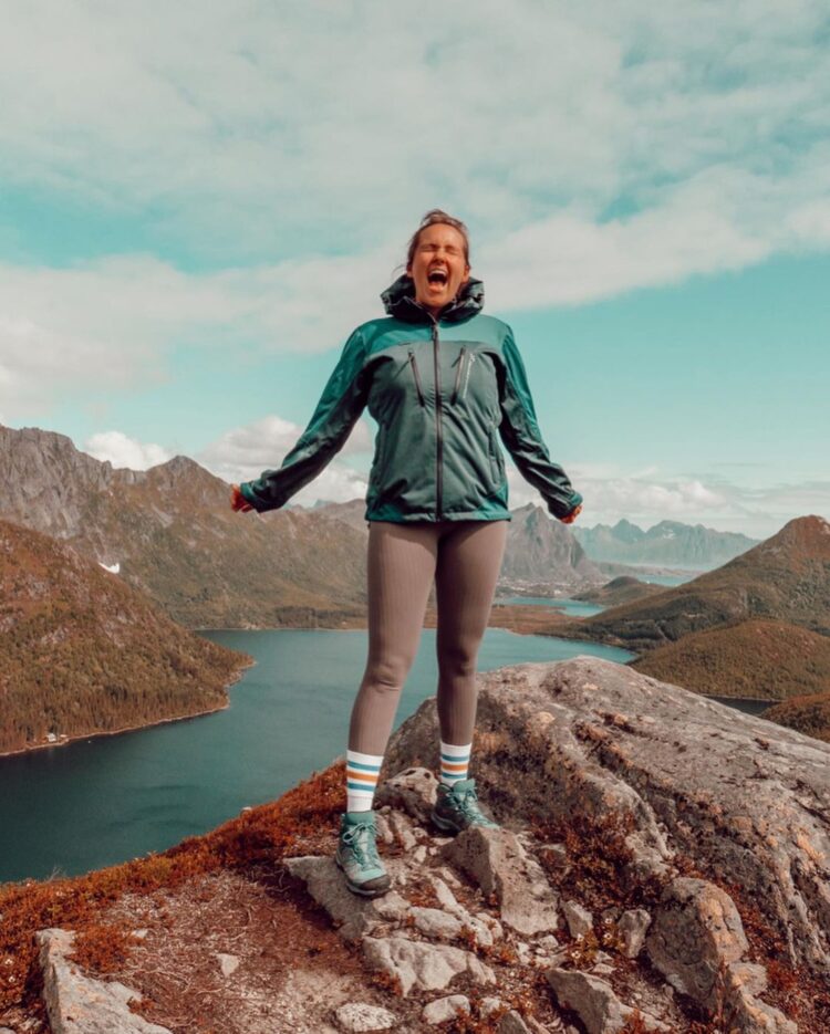 camilla lorentzen feet 6