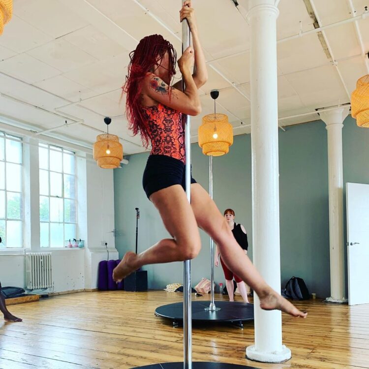 camilla marie beeput feet