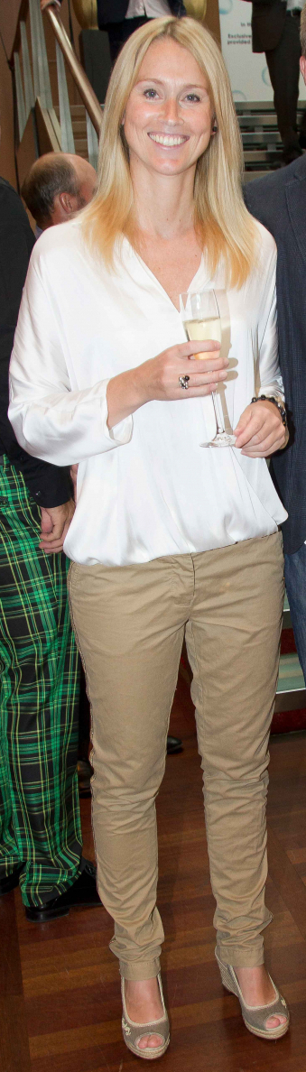 camilla martin feet 1