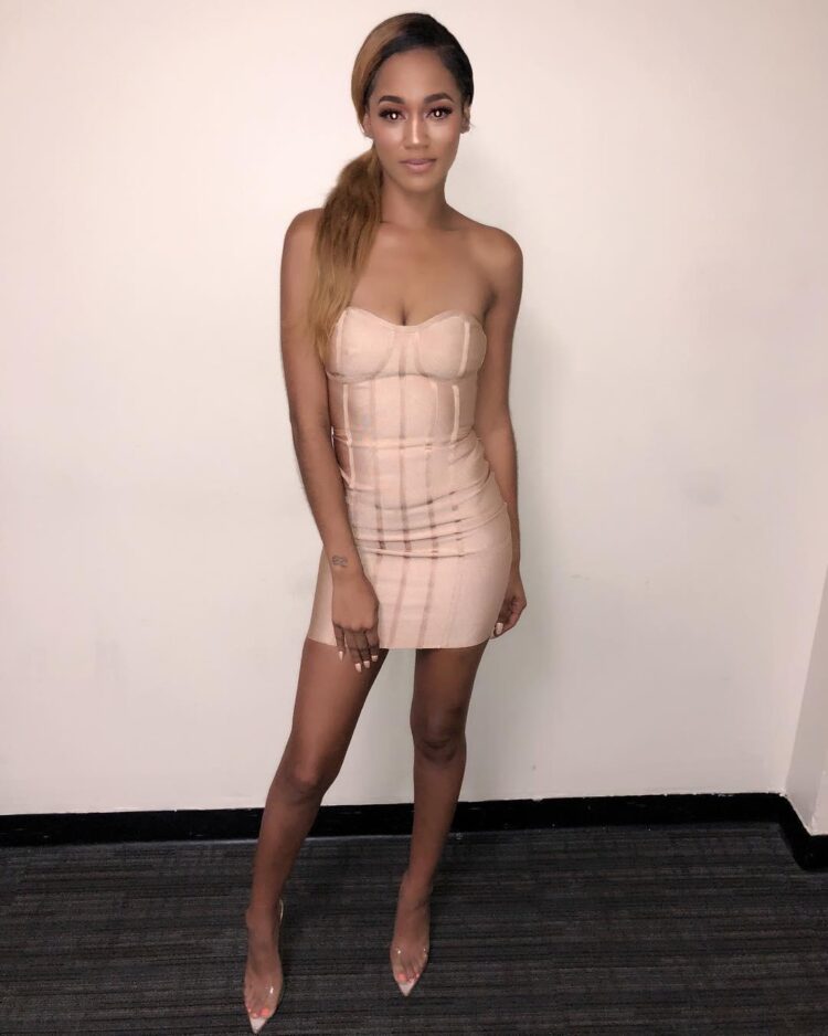 camilla poindexter feet 2