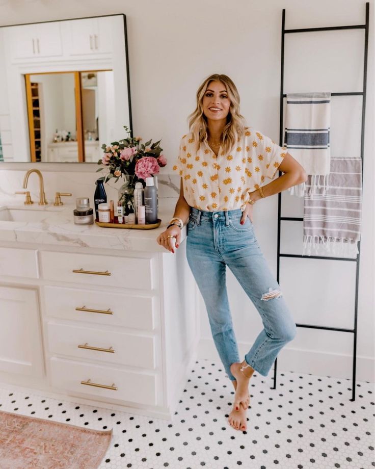 camilla thurman feet 1