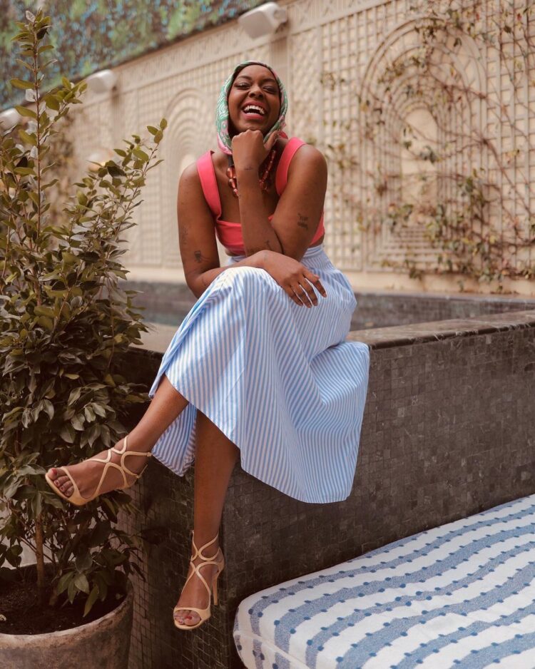 camille aumont carnel feet 1