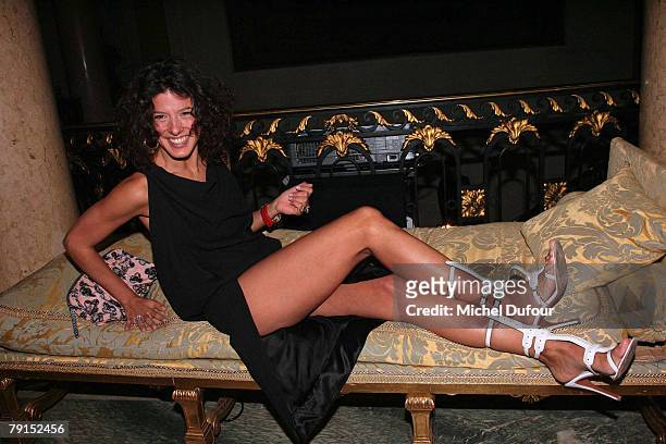 camille bridges feet 3