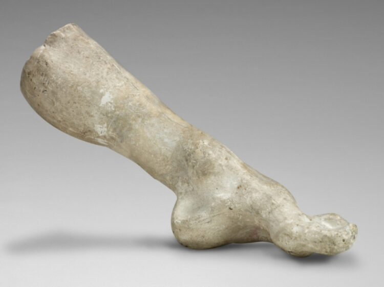 camille claudel feet