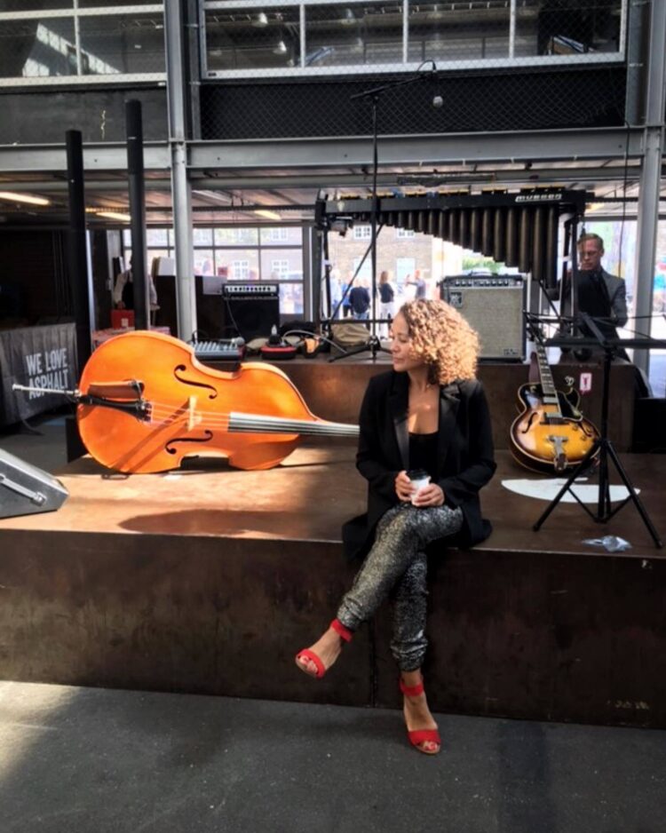 camille jones feet 1