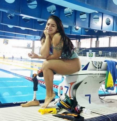 camille rodrigues feet 6