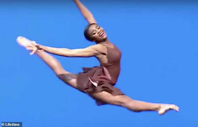 camryn bridges feet 3