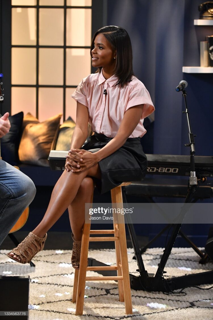 candace owens feet 1