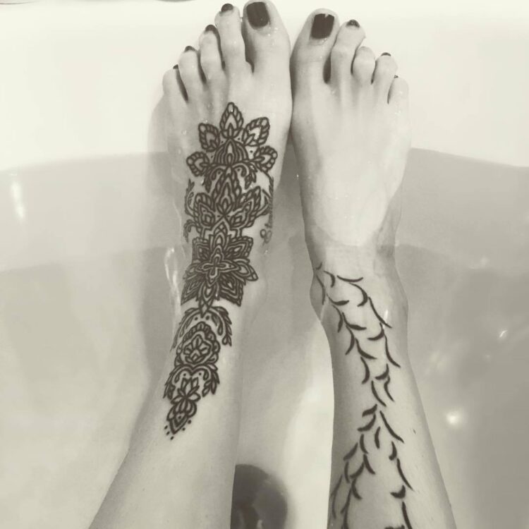 candelaria tinelli feet 1