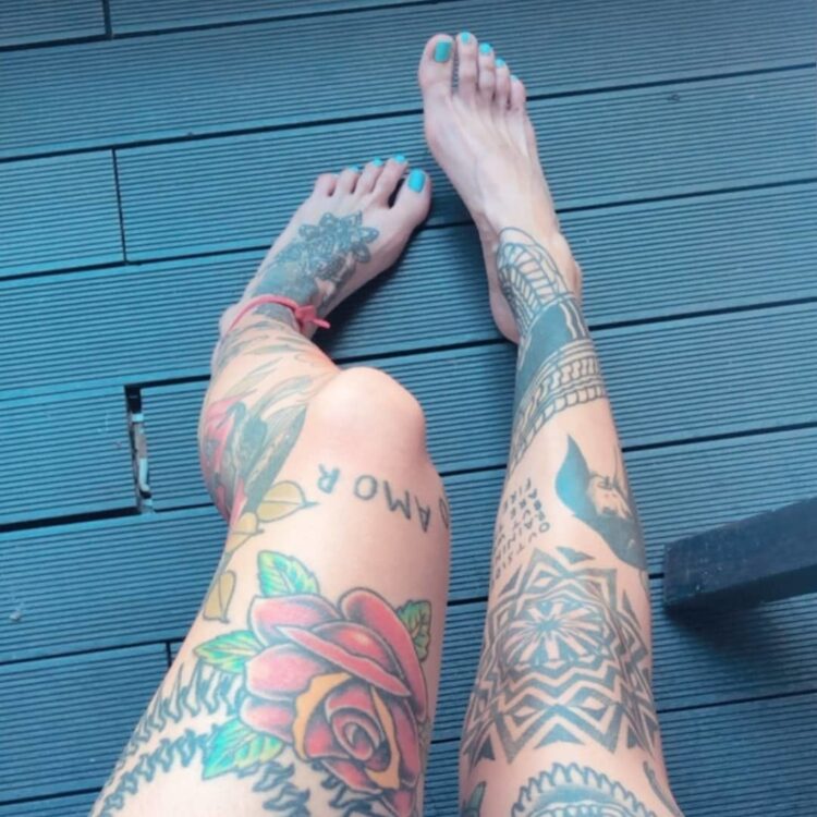 candelaria tinelli feet