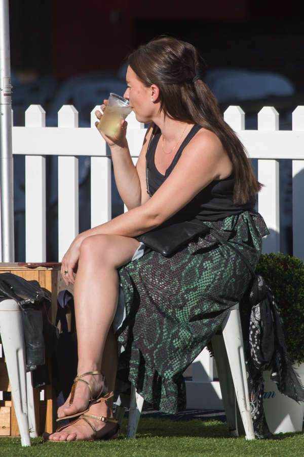 candice brown feet 2