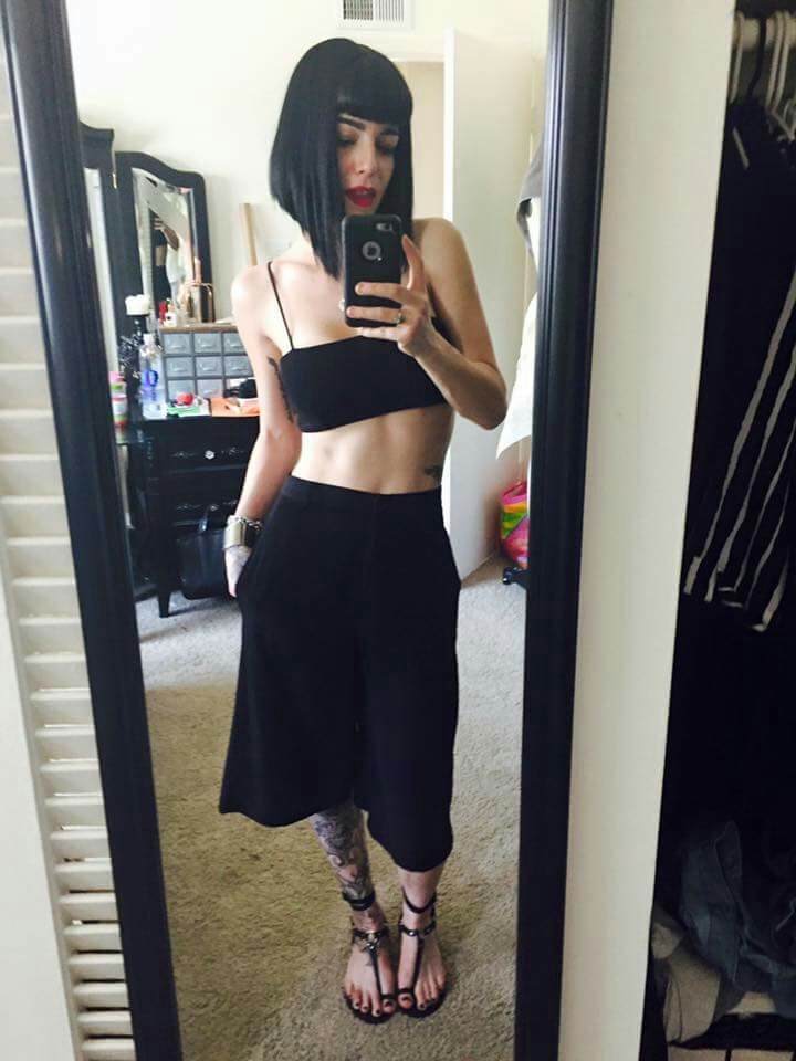 candice cuoco feet 2