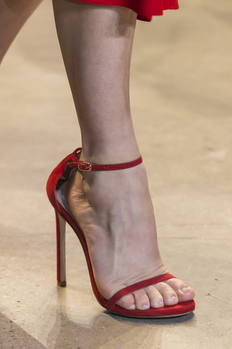 candice huffine feet scaled