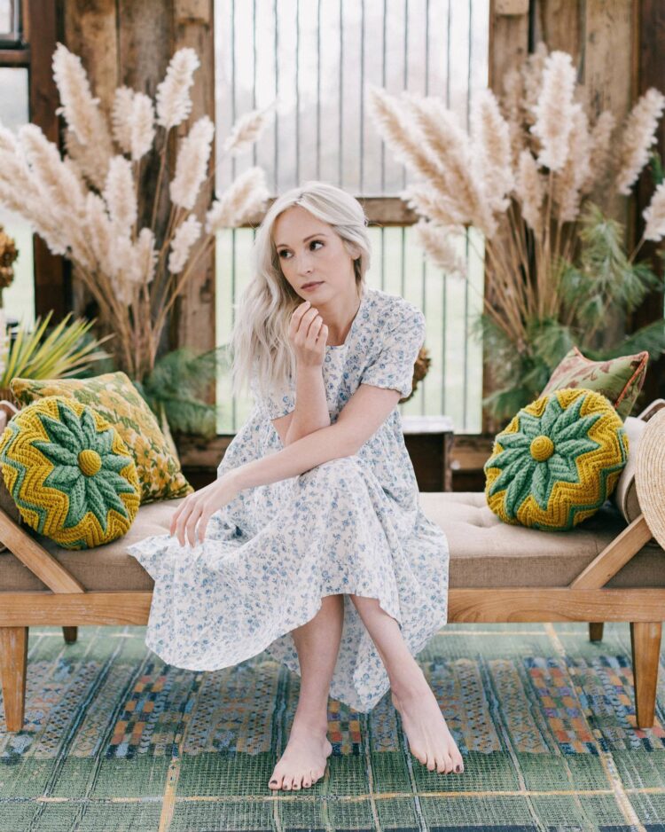 candice king feet 1