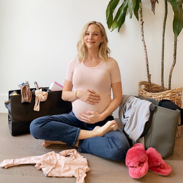 candice king feet 2