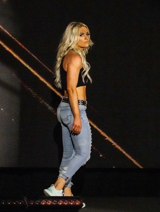 candice lerae feet 6