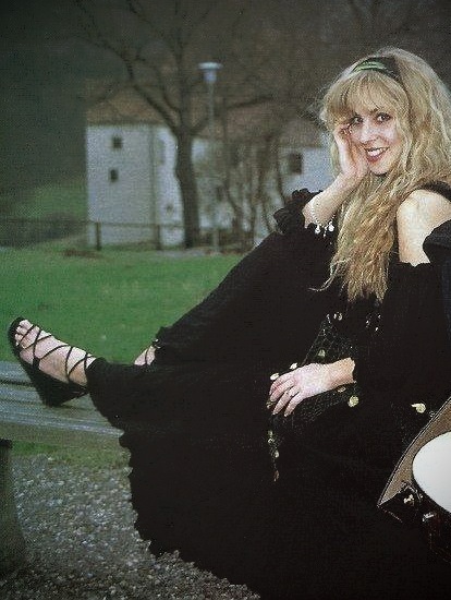 candice night feet 2