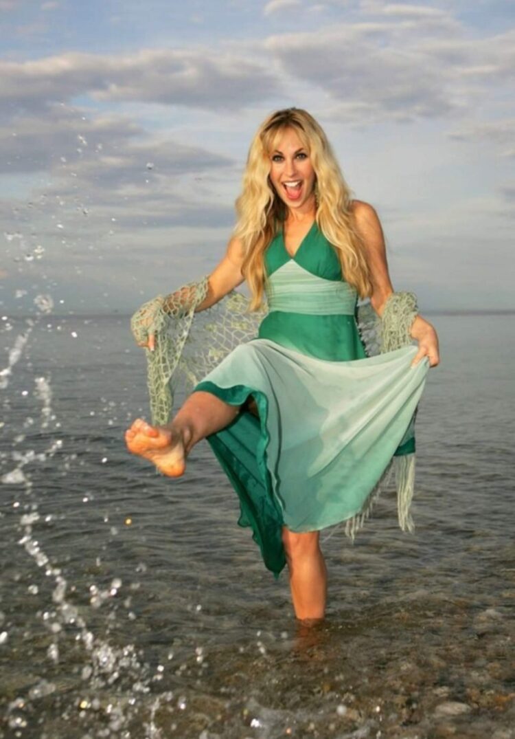 candice night feet