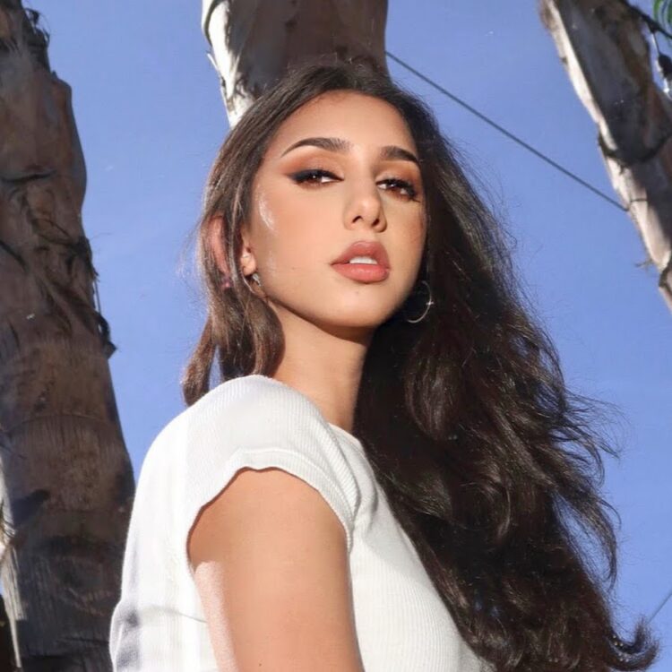 canela trigueros feet 4