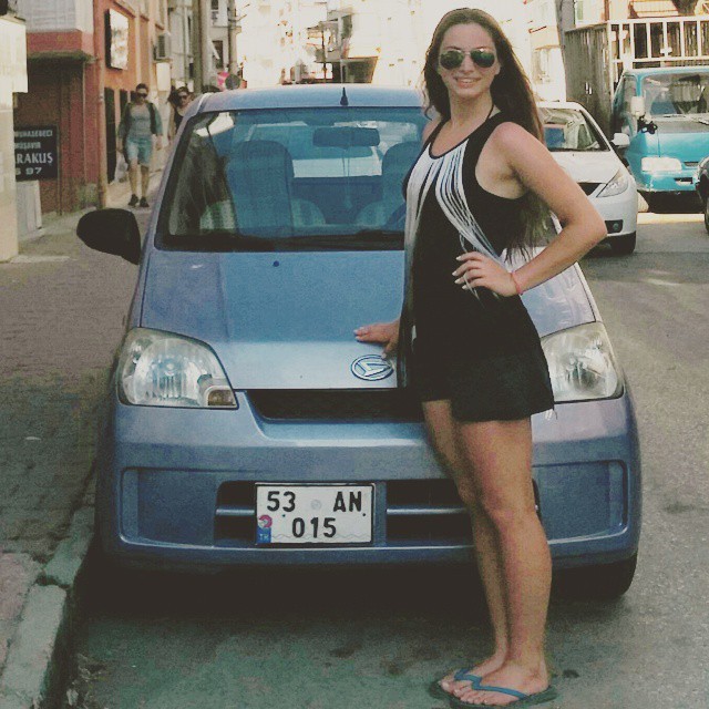 cansin yilmaz feet 5