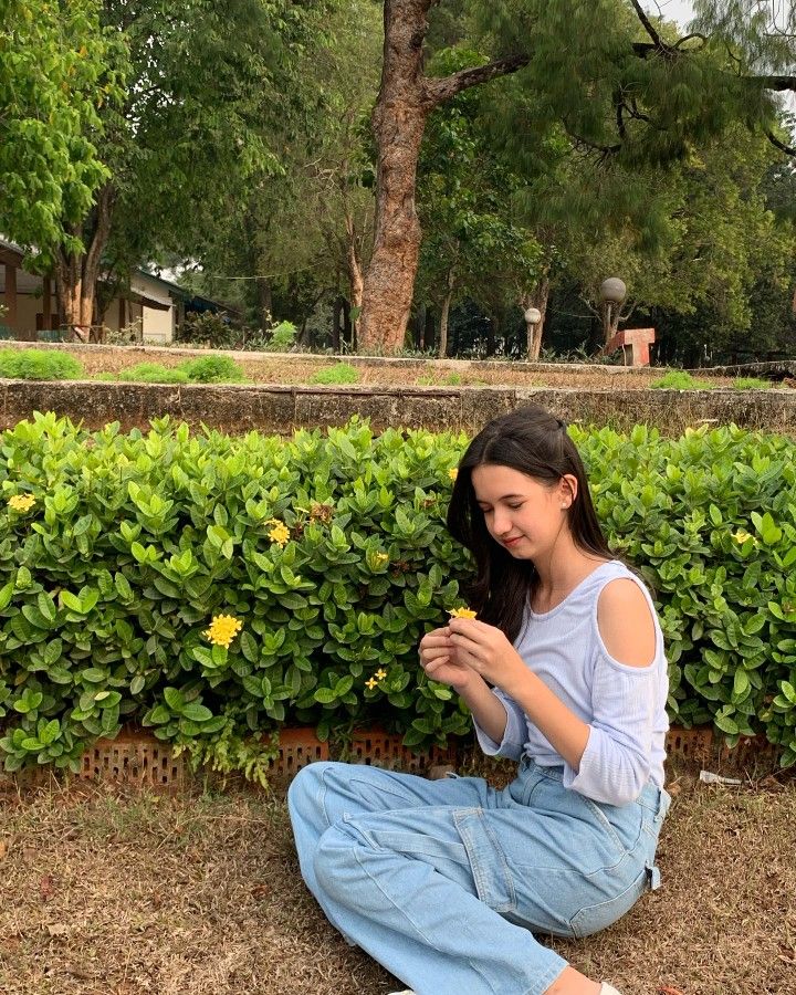 cantika putri feet 2